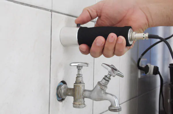Caça Vazamento 24 Horas: Solução Rápida e Eficaz para Economizar na Conta de Água 3 Serviço de Caça Vazamento