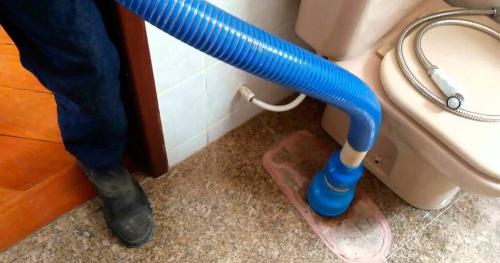Serviços de desentupimento, atendimento imediato com rapidez e segurança 1 Serviço de Desentupimento em Geral